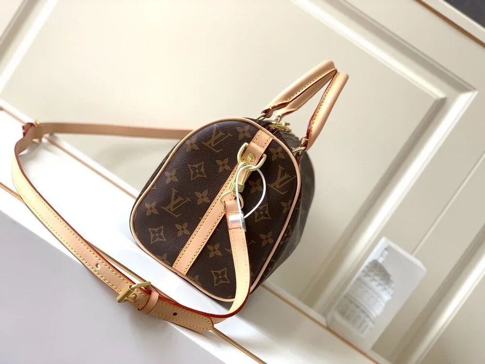 Louis Vuitton style code